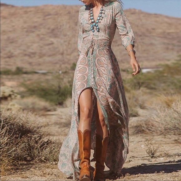 Dresses & Skirts - Beautiful Boho Maxi dress